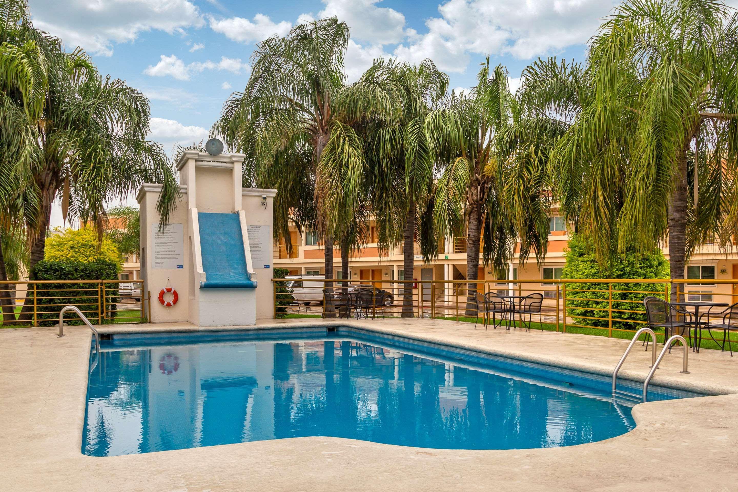 Comfort Inn Monterrey Norte San Nicolas de los Garza Bagian luar foto