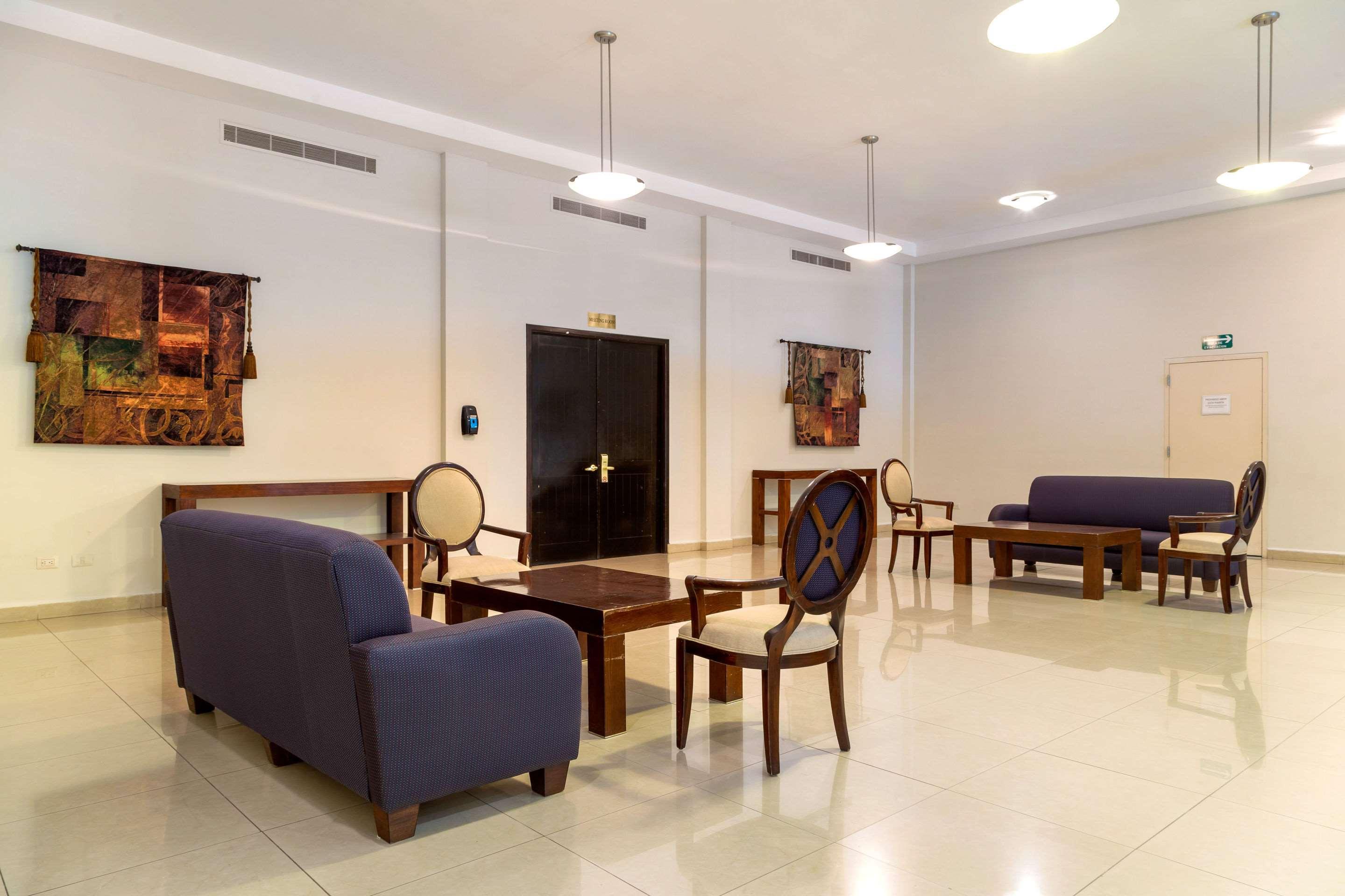 Comfort Inn Monterrey Norte San Nicolas de los Garza Bagian luar foto