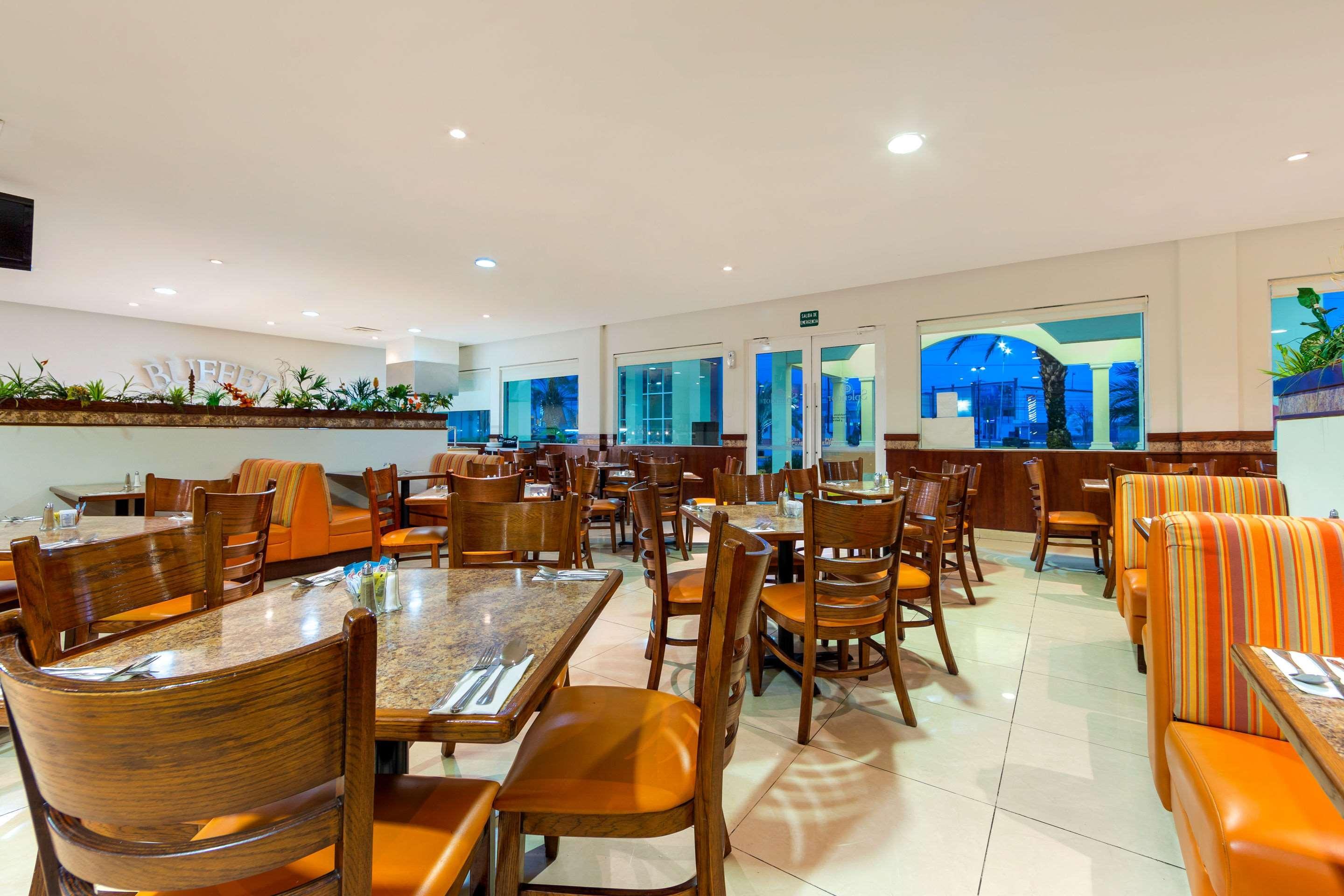 Comfort Inn Monterrey Norte San Nicolas de los Garza Bagian luar foto