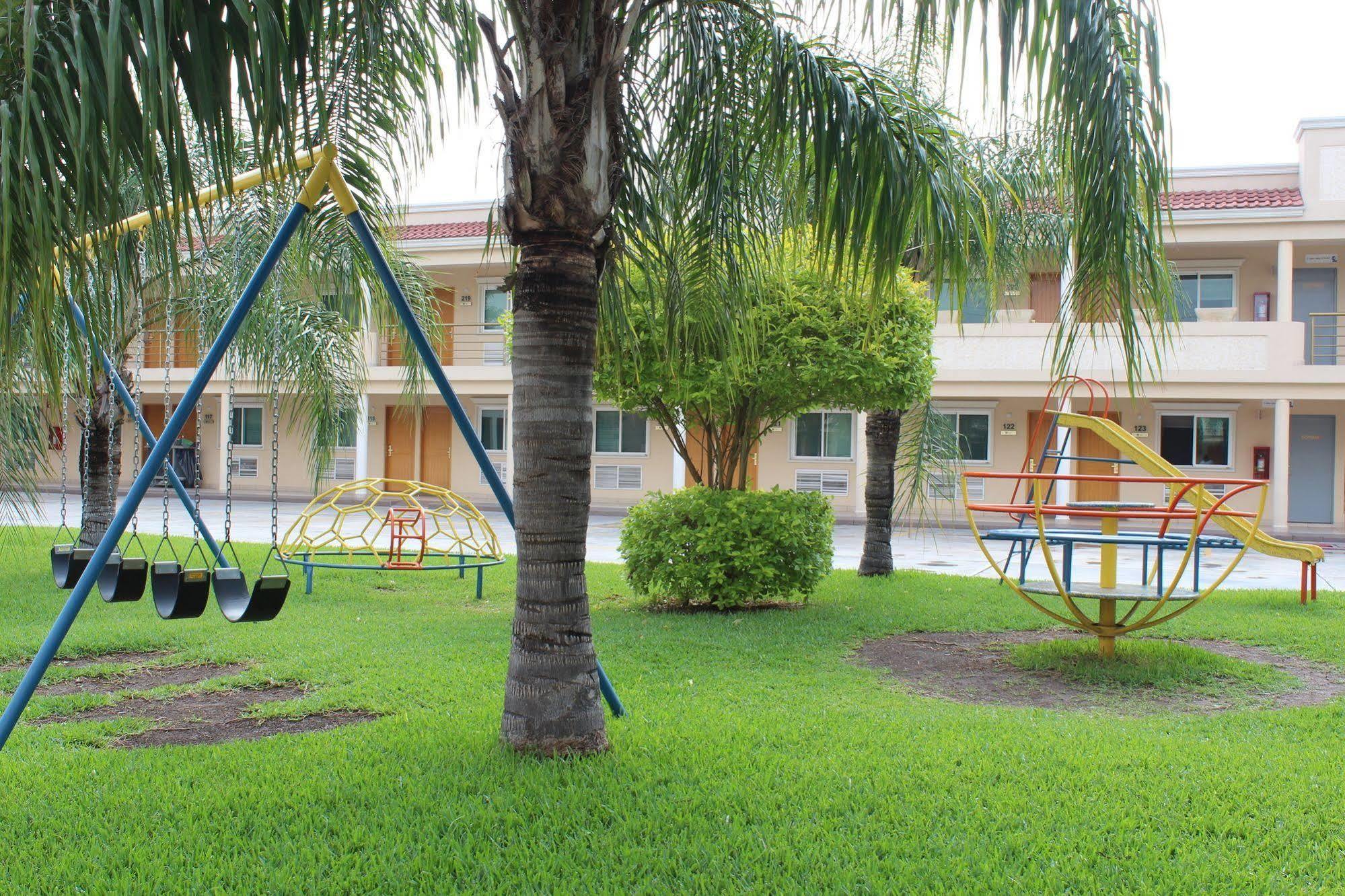 Comfort Inn Monterrey Norte San Nicolas de los Garza Bagian luar foto